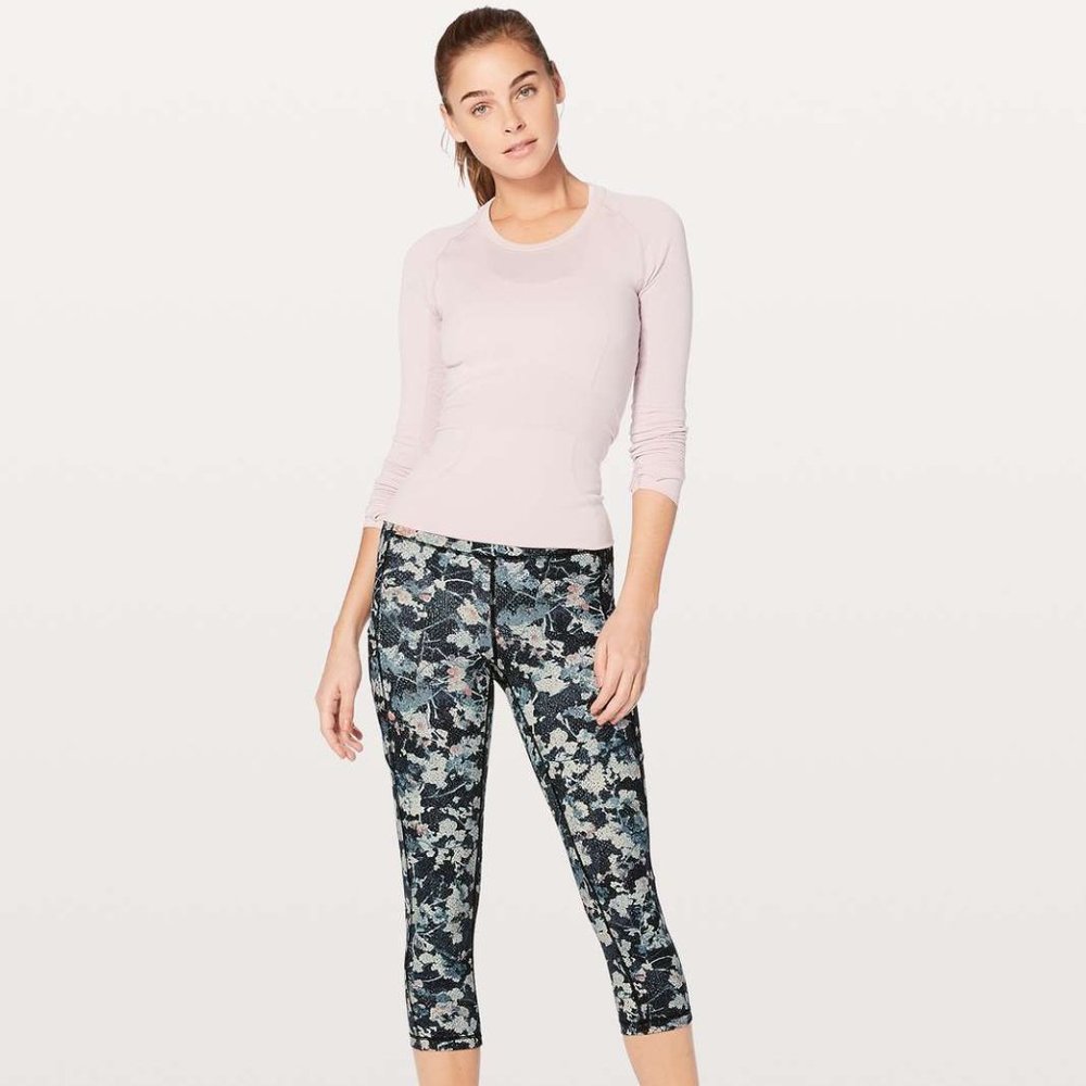 Lululemon Speed Up Crop Spring Bloom Multi Size 2
